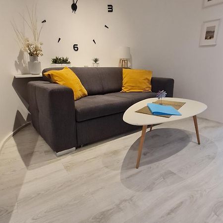 Apartment Near Congress Centre I. Praga Esterno foto