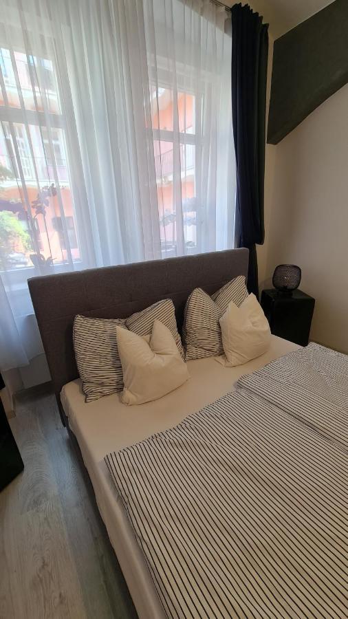 Apartment Near Congress Centre I. Praga Esterno foto
