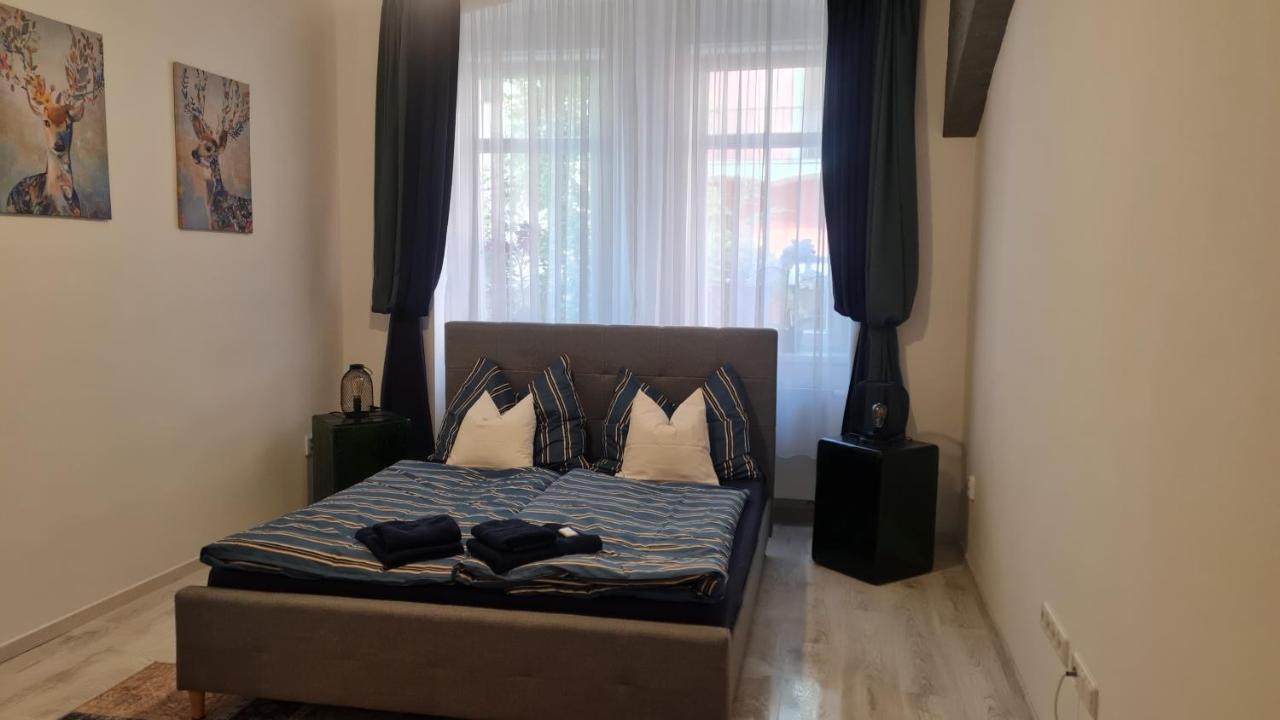 Apartment Near Congress Centre I. Praga Esterno foto
